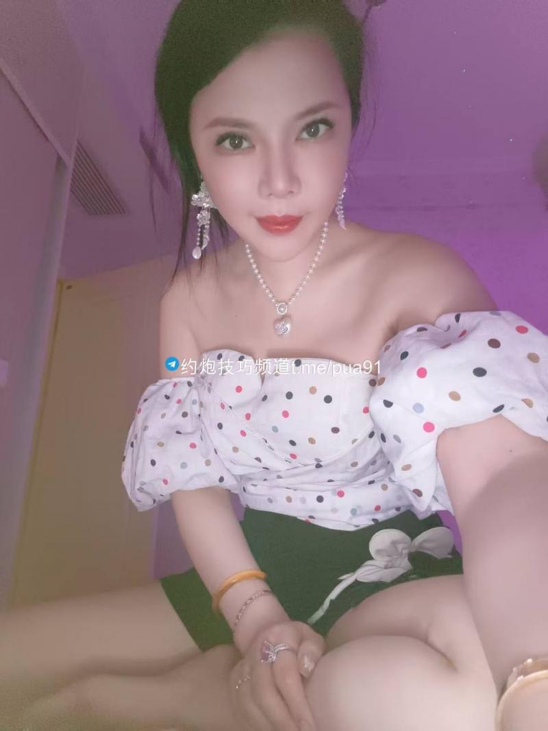 青浦沈巷路上，上海农商行对面富